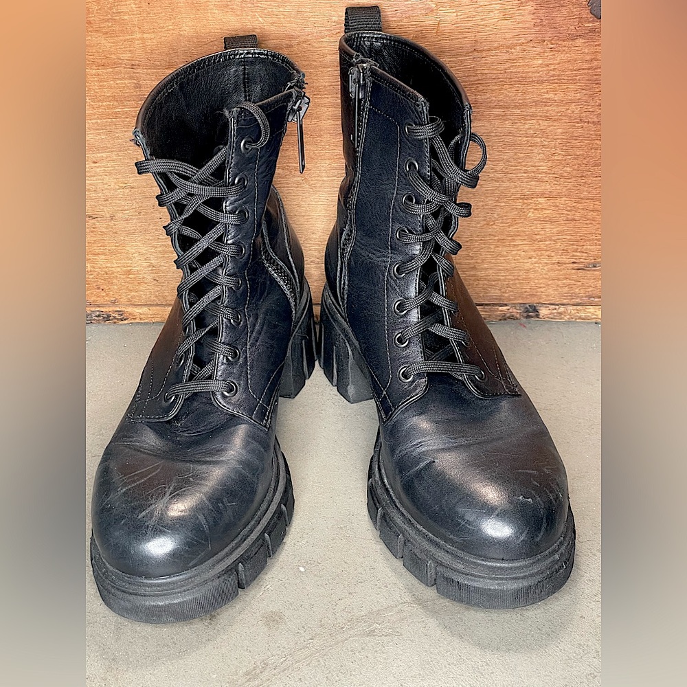 Thursday Boots - The Coda